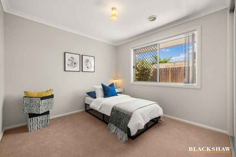 26 Rylstone Crescent Crace 26 Rylstone Crescent Crace