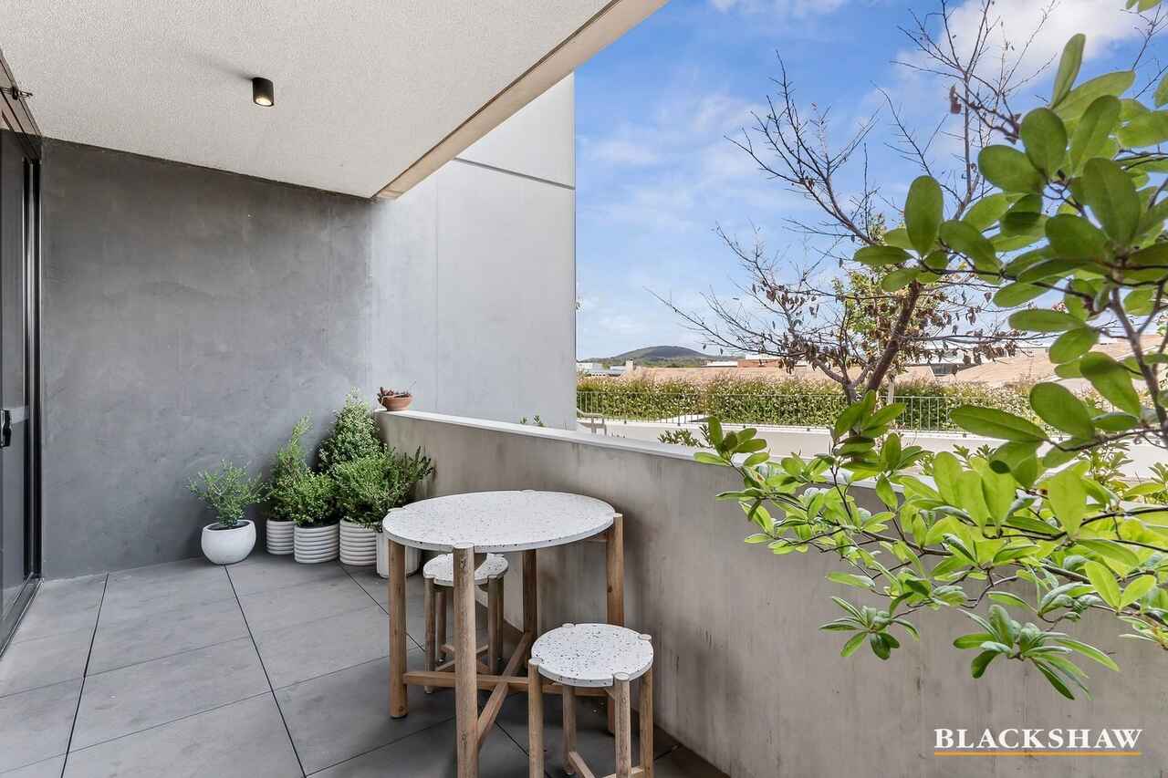 219/34 Eyre Street Kingston