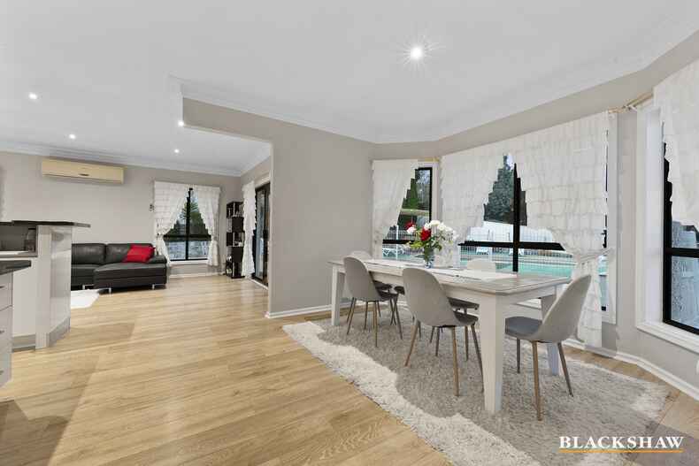 16 Tanderra Crescent Ngunnawal