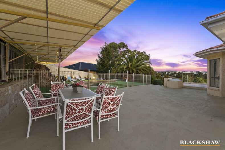 16 Tanderra Crescent Ngunnawal