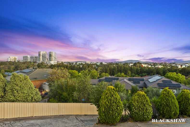16 Tanderra Crescent Ngunnawal