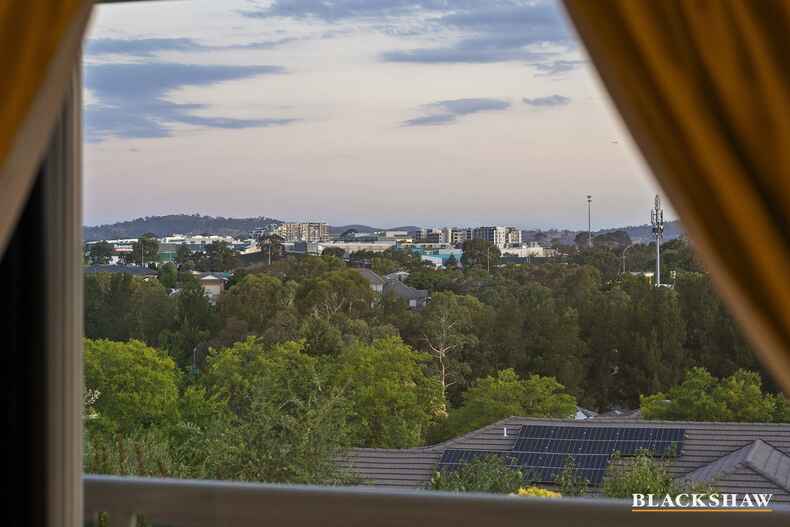 16 Tanderra Crescent Ngunnawal