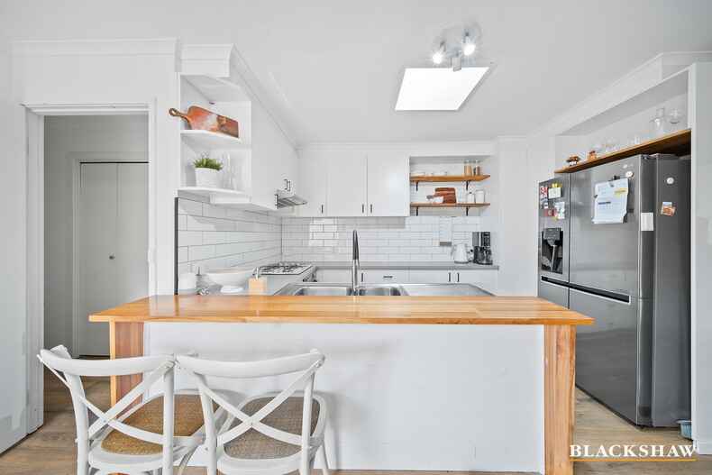 2/3 Winchester Place Queanbeyan