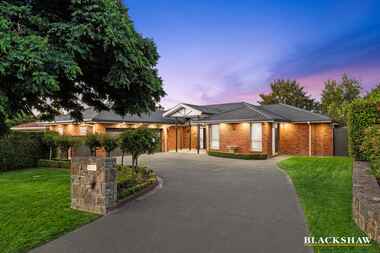 6 Mariners Court Jerrabomberra
