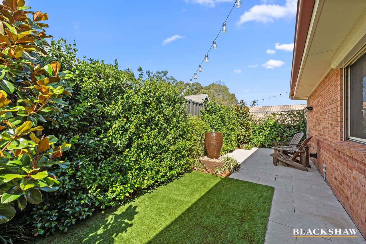 1/18 Winter Place Jerrabomberra