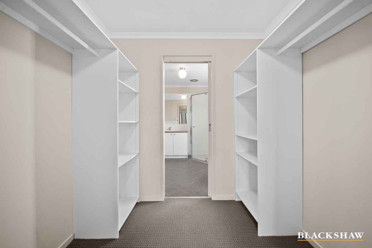 4/15 Ironbark Circuit Jerrabomberra