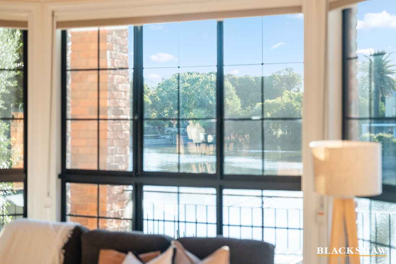 23 Lakeview Gardens Jerrabomberra