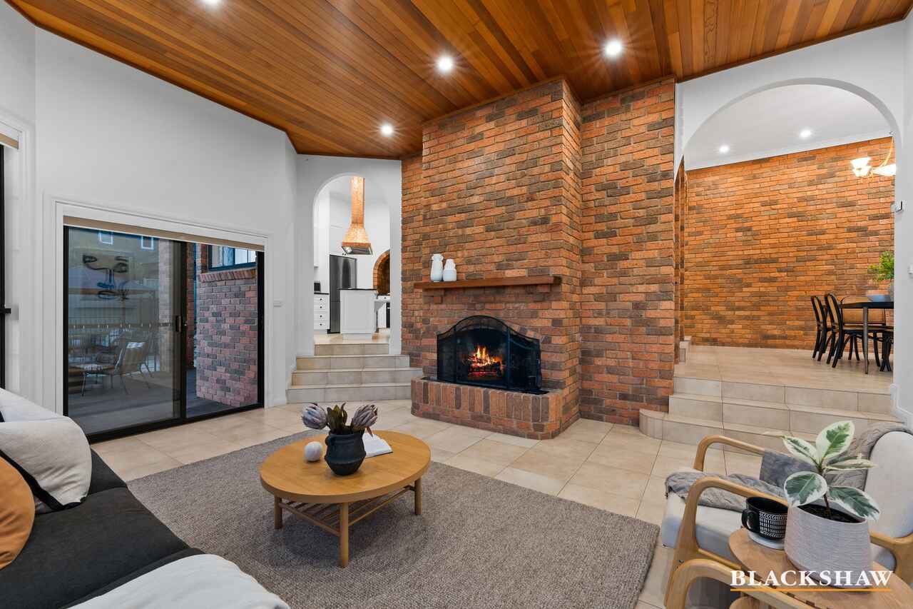 23 Lakeview Gardens Jerrabomberra