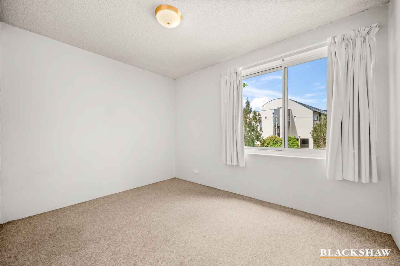 22/3 Waddell Place Curtin