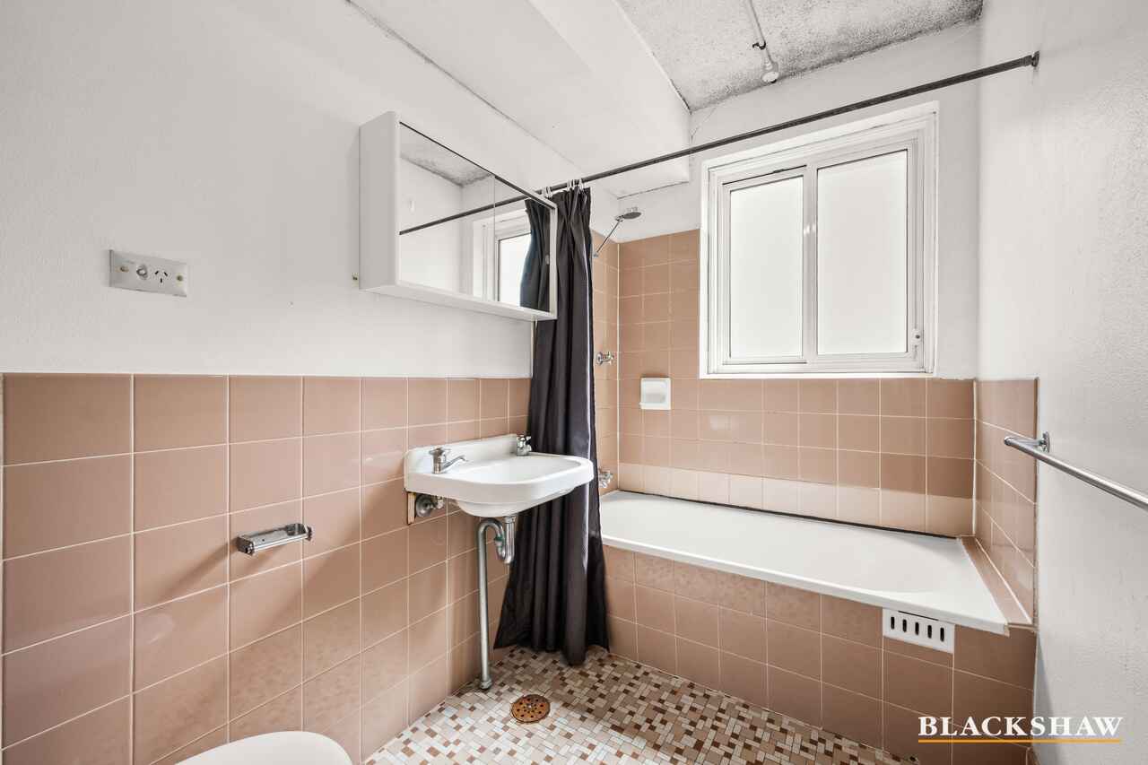 22/3 Waddell Place Curtin