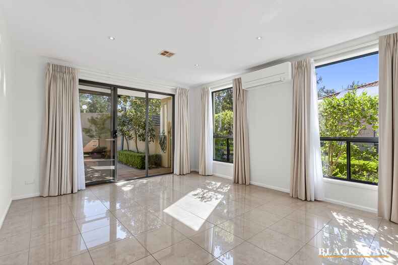 3/5 Foxton Crescent Fadden