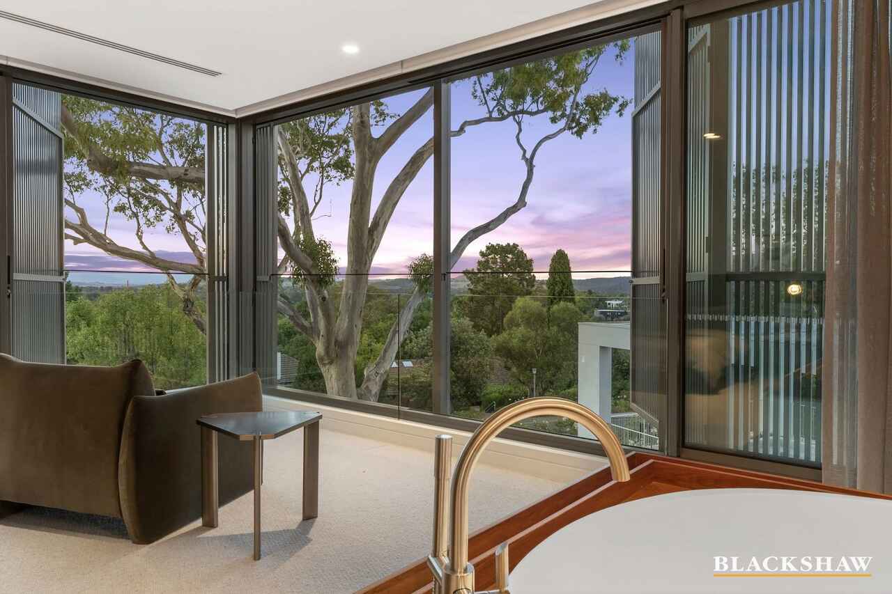 5 Northcote Crescent Deakin