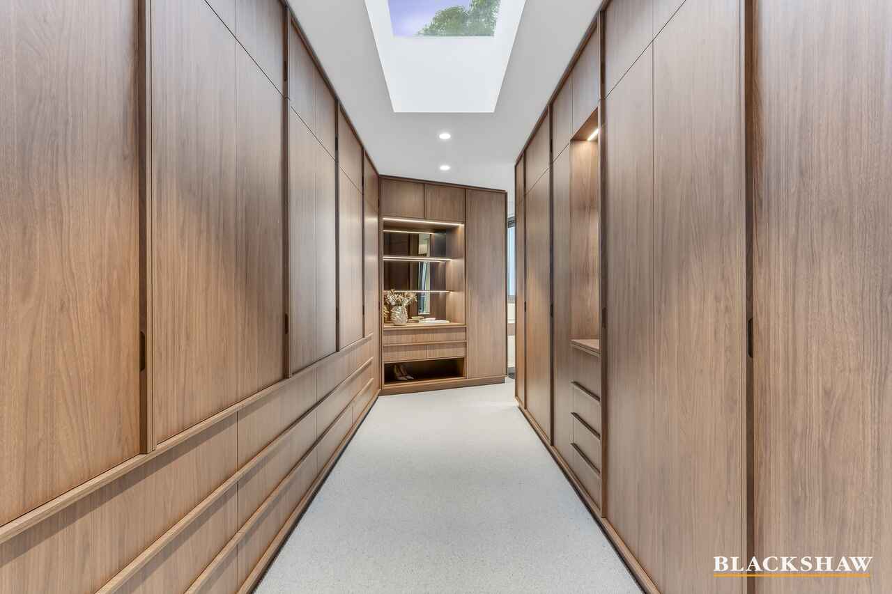 5 Northcote Crescent Deakin