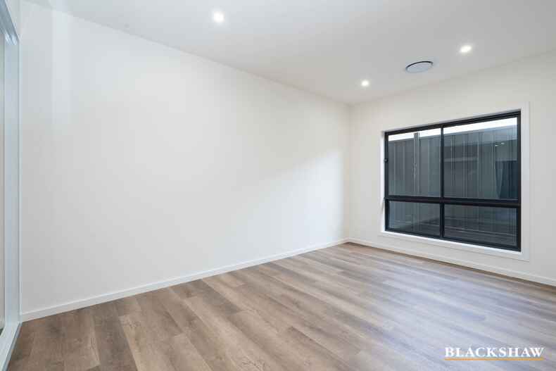 196 Robin Boyd Crescent Taylor