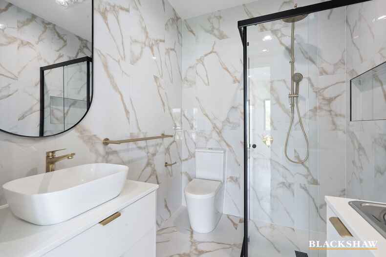 196 Robin Boyd Crescent Taylor