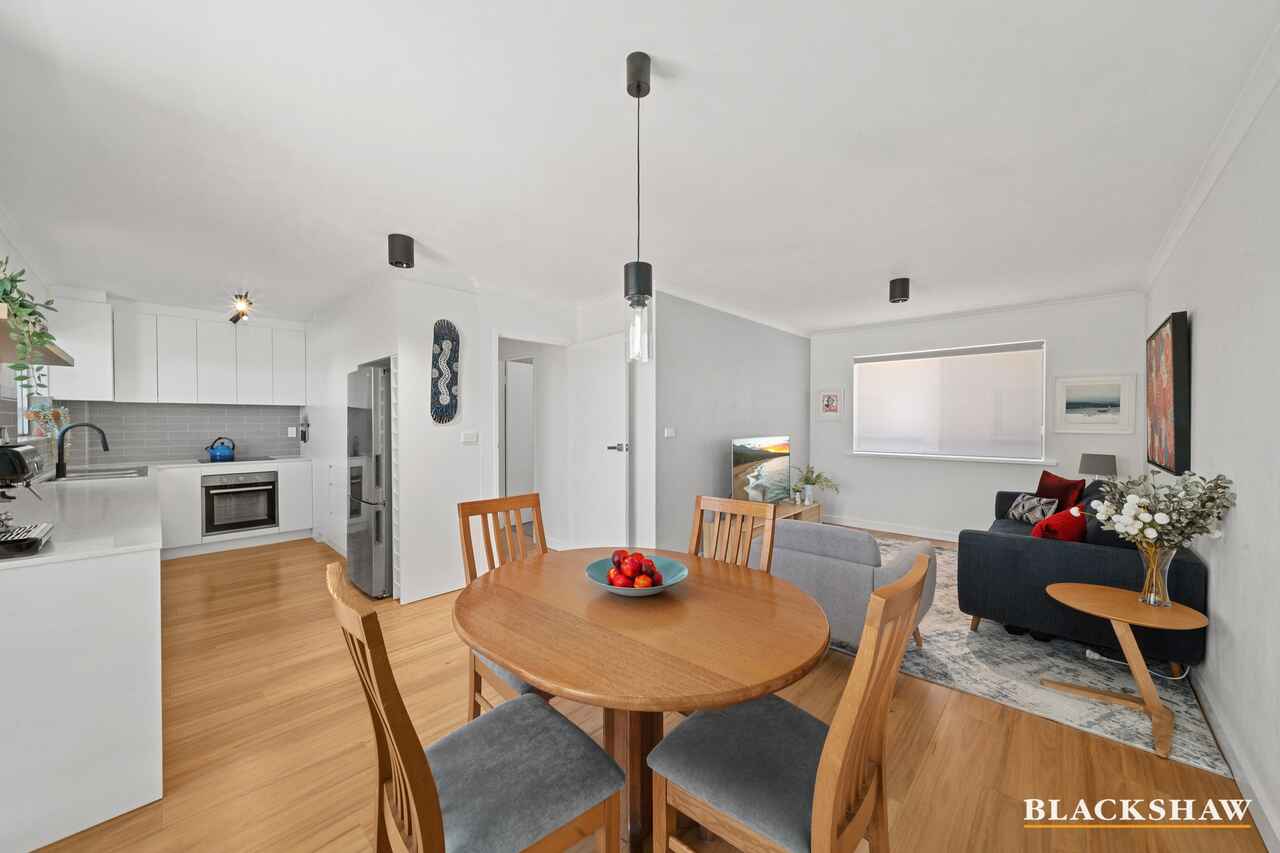 8/3-5 Davison Street Crestwood