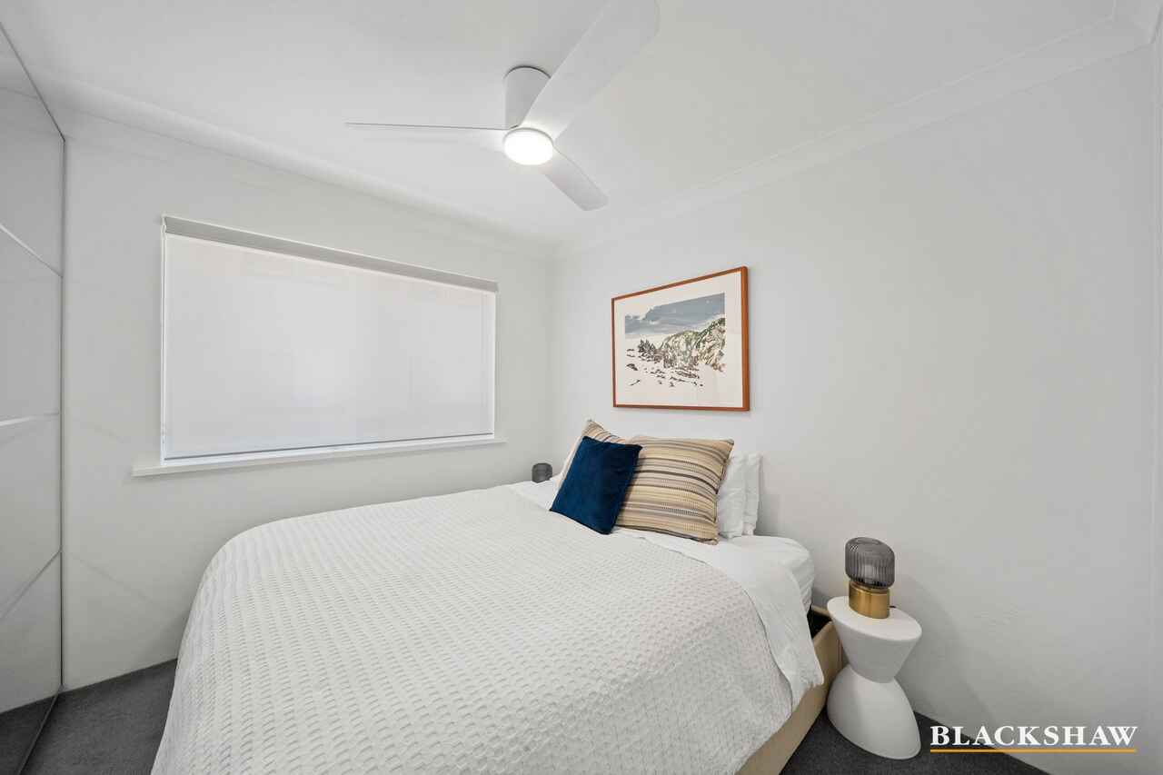 8/3-5 Davison Street Crestwood