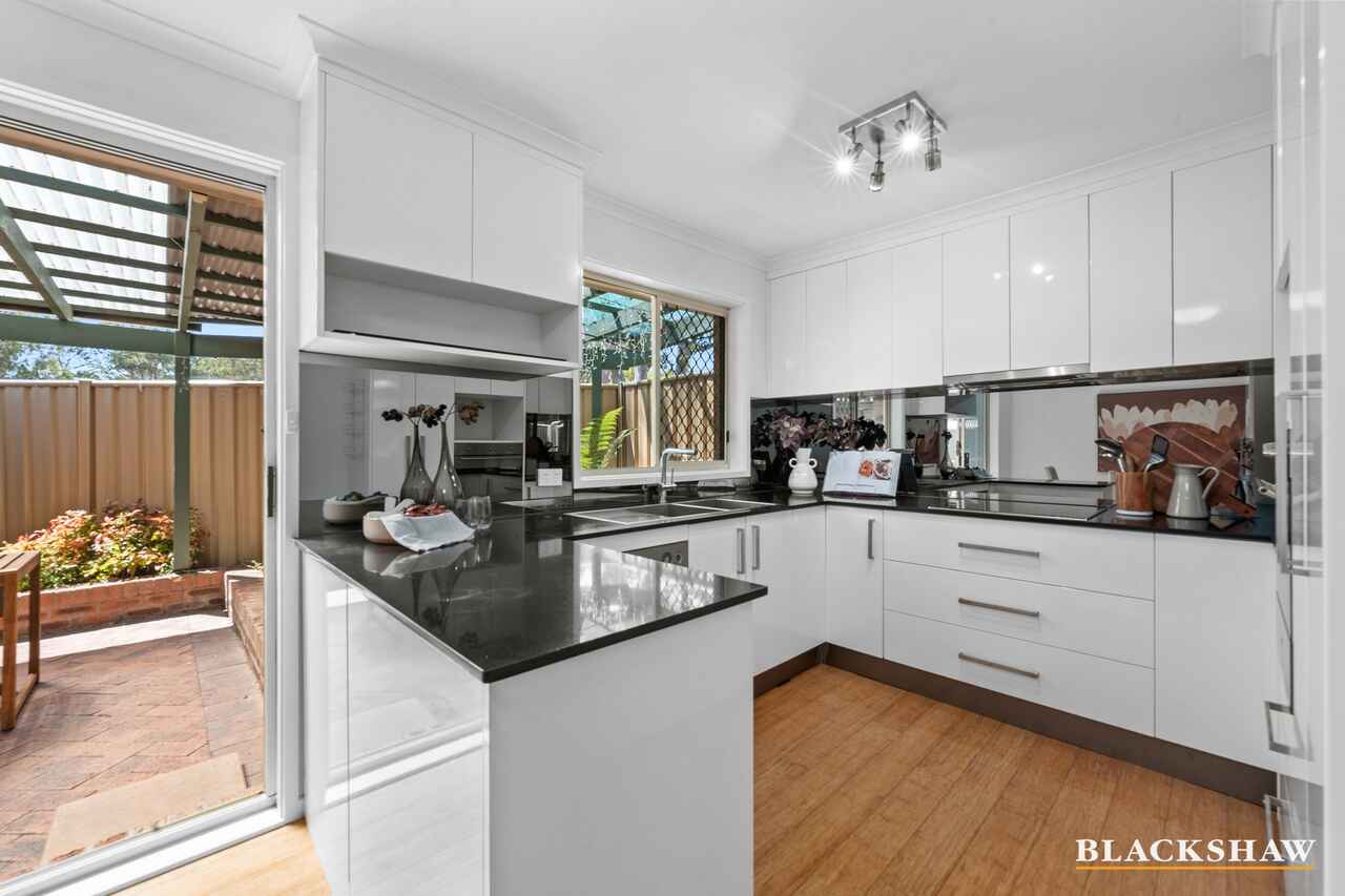 33/41 Ern Florence Crescent Theodore