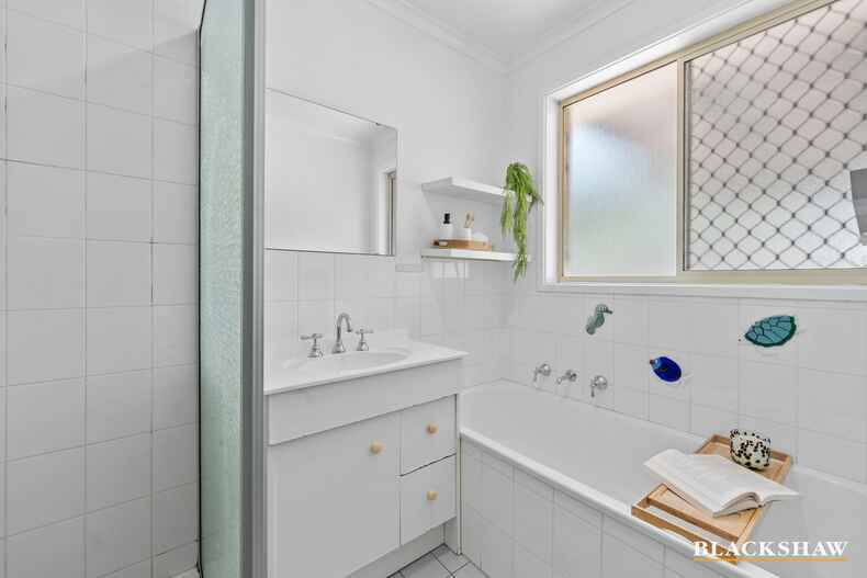 33/41 Ern Florence Crescent Theodore