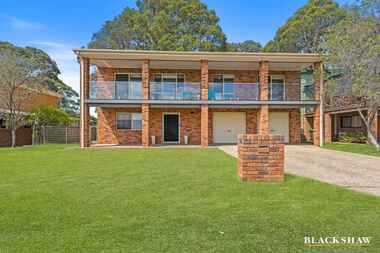 15 Dell Parade Moruya Heads