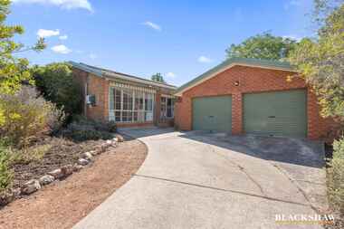 54 Namatjira Drive Stirling