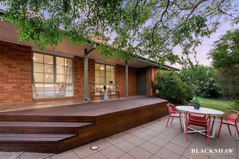 54 Namatjira Drive Stirling