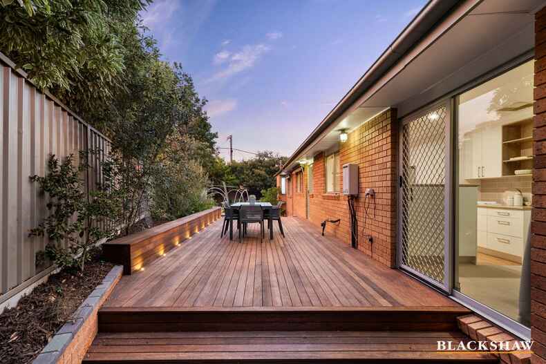 54 Namatjira Drive Stirling