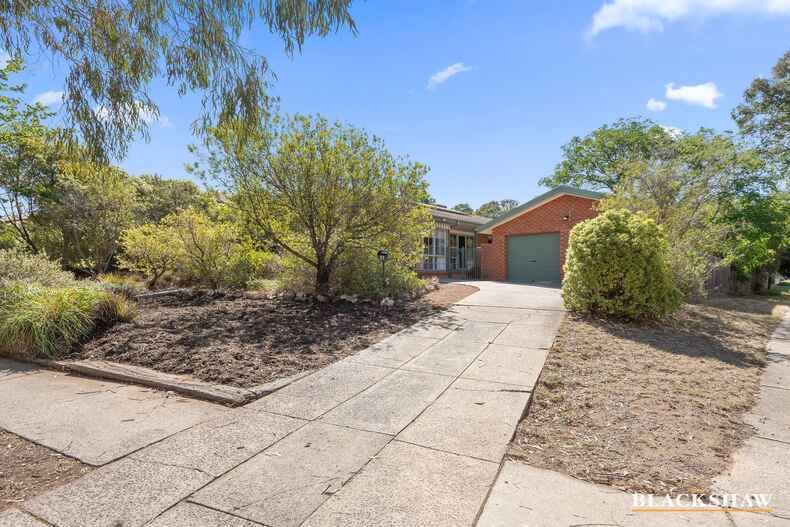 54 Namatjira Drive Stirling