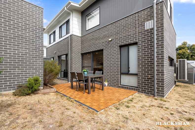9/12 Pipistrelle Street Throsby