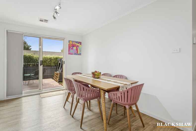 6/80 Britten Jones Drive Holt