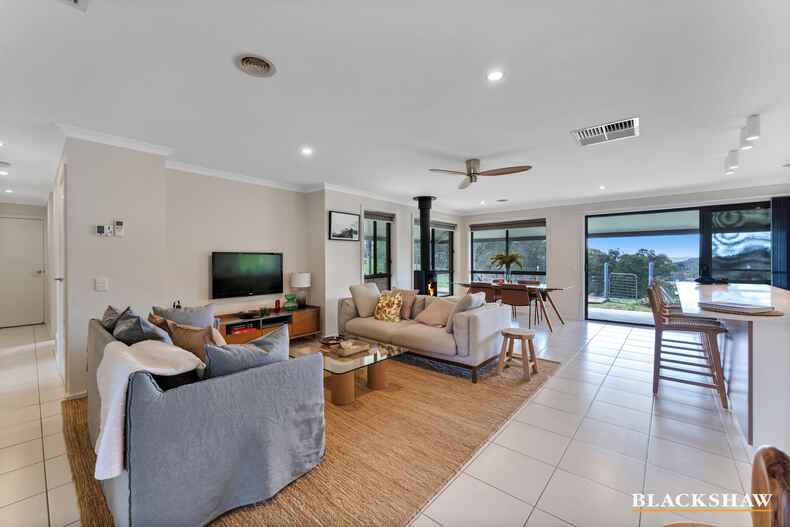 114 Cherry Tree Lane Bungendore