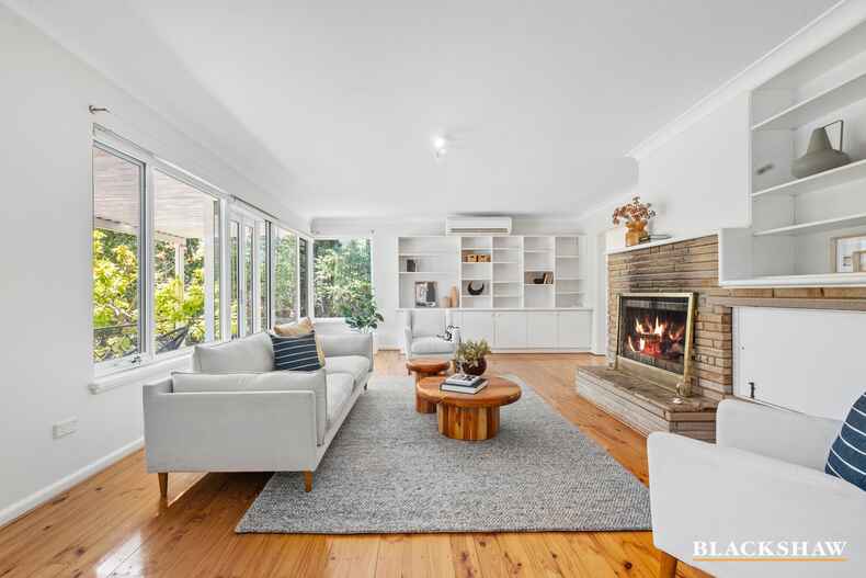 15 Golden Grove Red Hill