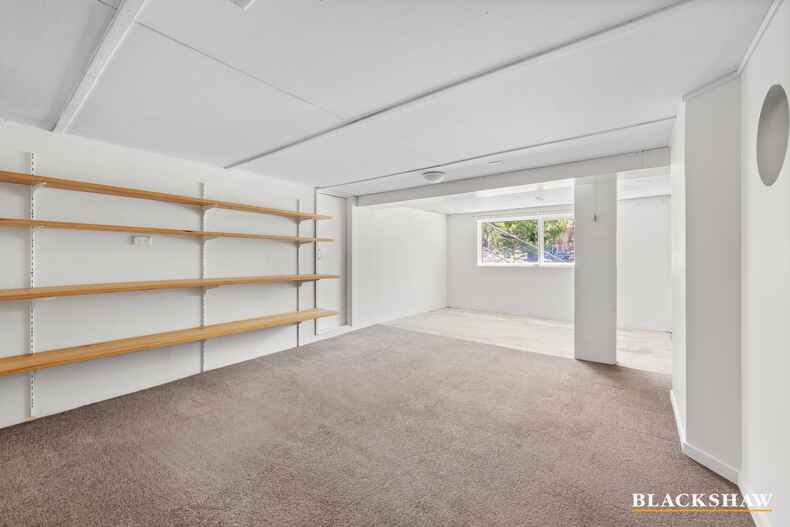 15 Golden Grove Red Hill