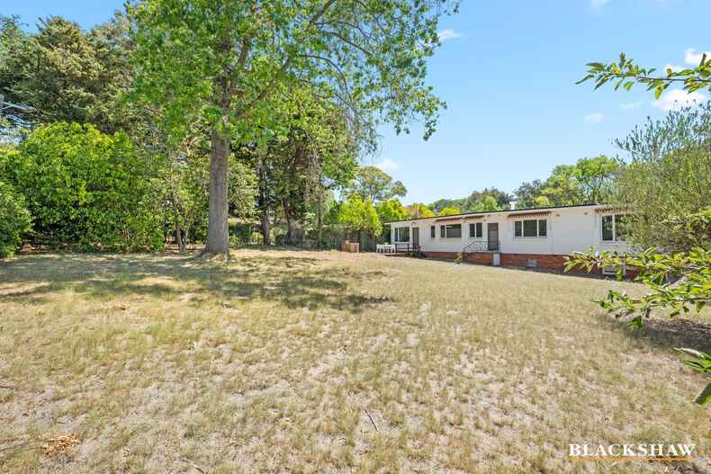 15 Golden Grove Red Hill