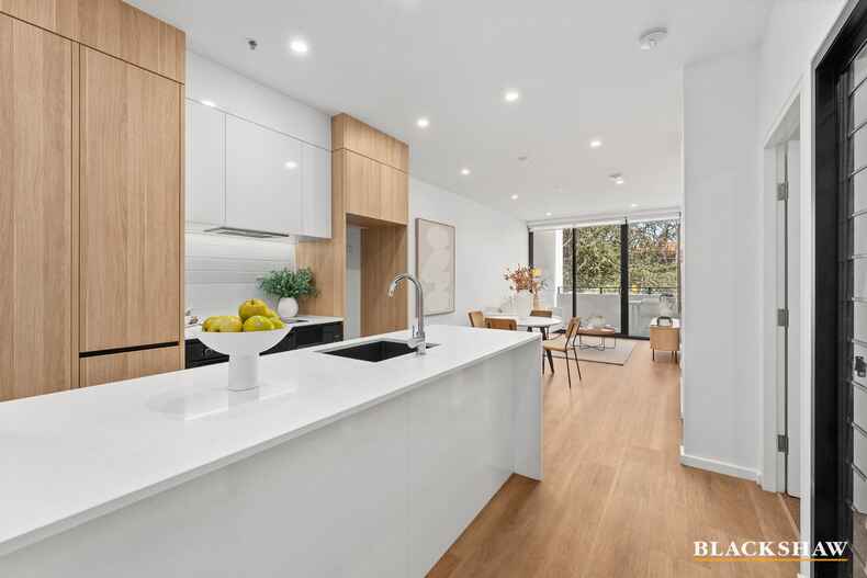 112/19 Captain Cook Crescent Griffith