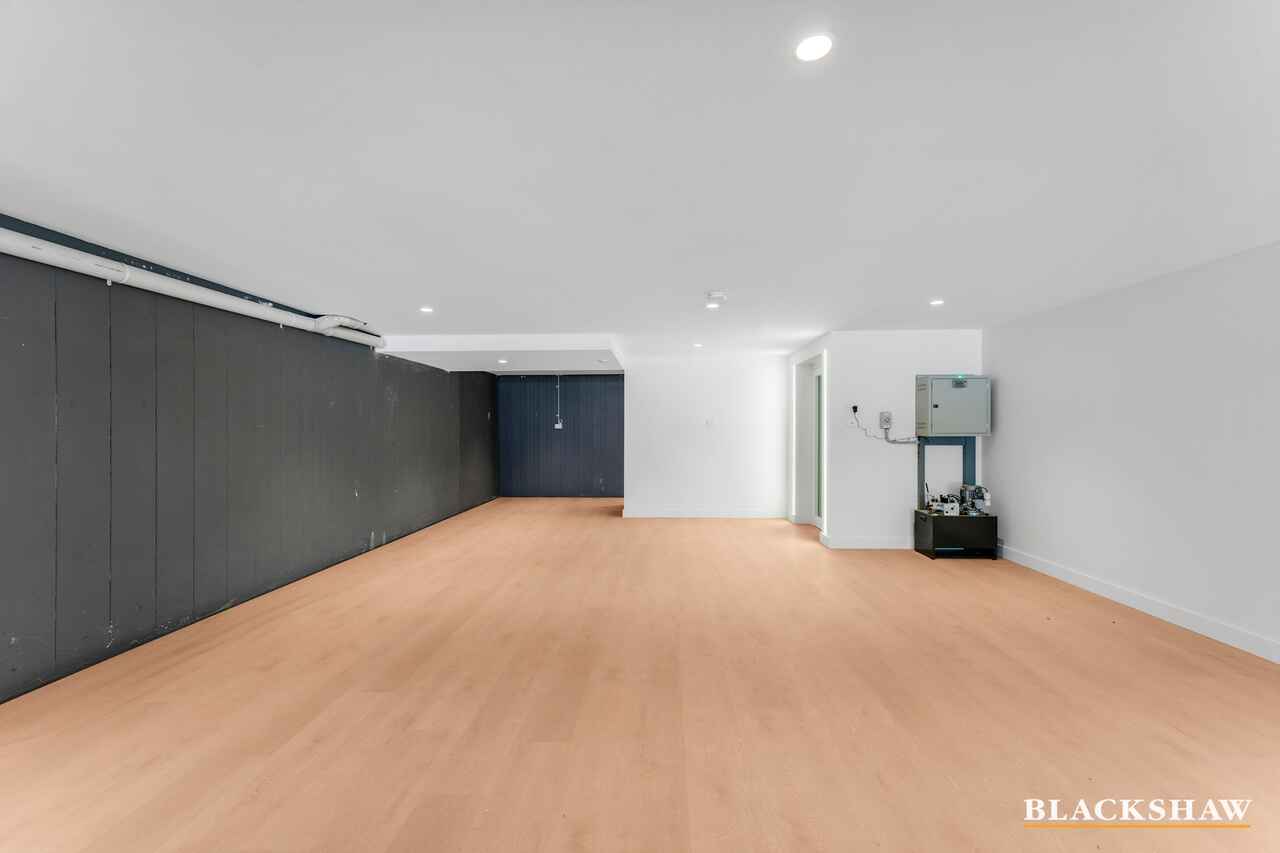 2/183 La Perouse Street Red Hill