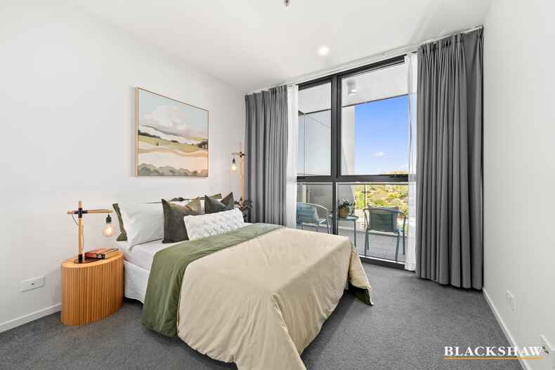 237/7 Irving Street Phillip
