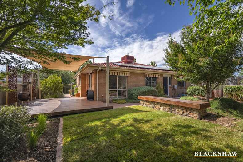 13 Eric De Salis Street Macgregor