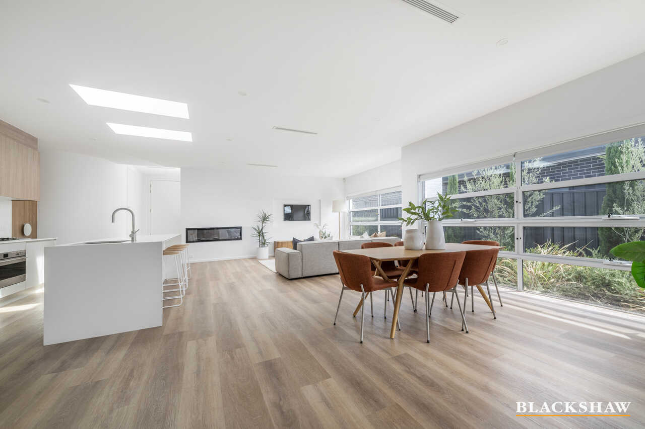 96 Robin Boyd Crescent, Taylor, Taylor - Thumbnail 4