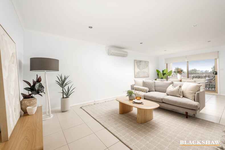 9/17 Bowman Street Macquarie