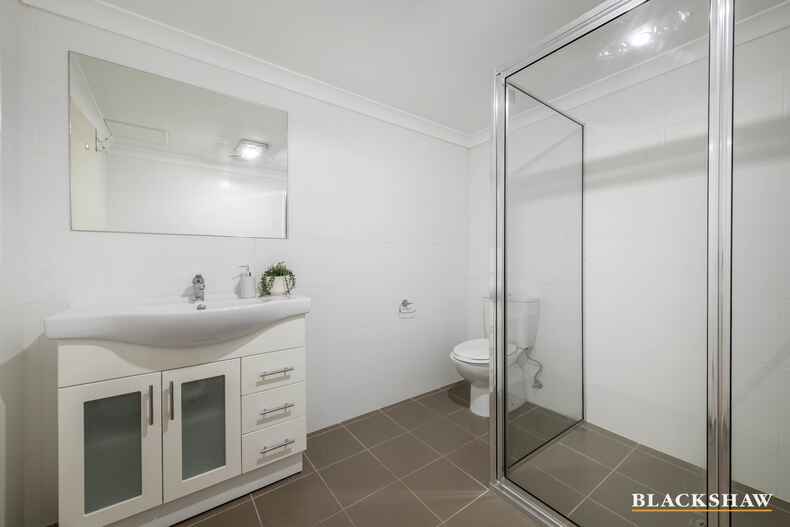 9/17 Bowman Street Macquarie