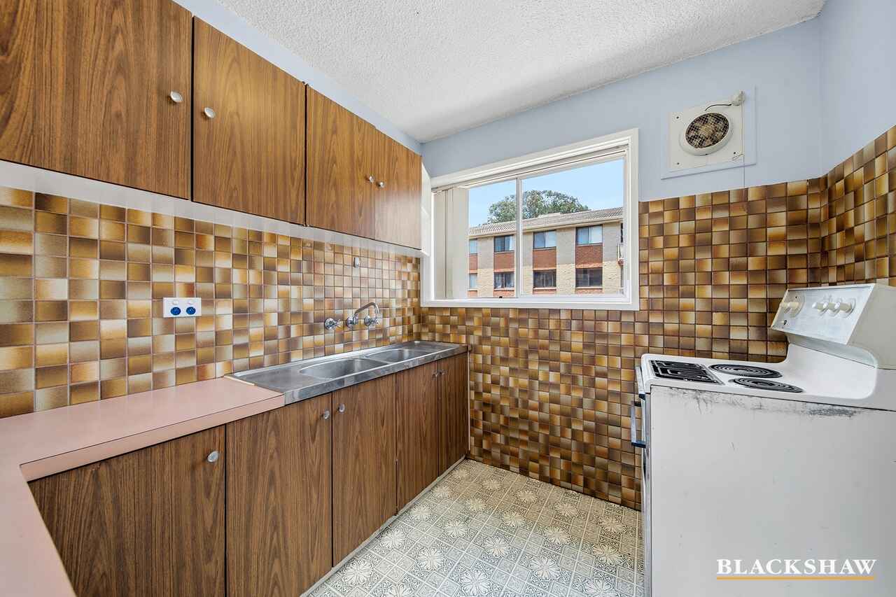 11/102 Henderson Road Queanbeyan