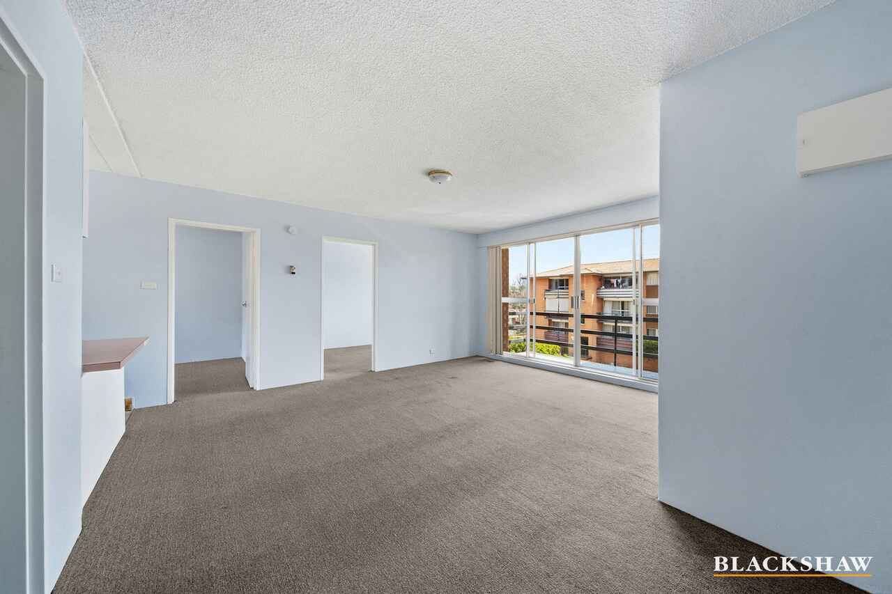 11/102 Henderson Road Queanbeyan