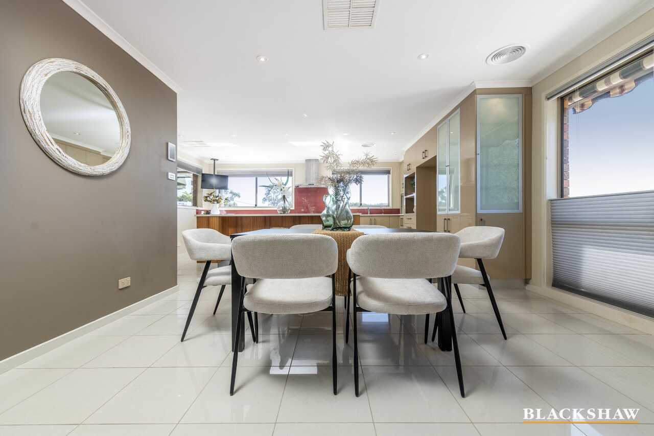 43 Nunan Crescent Oxley