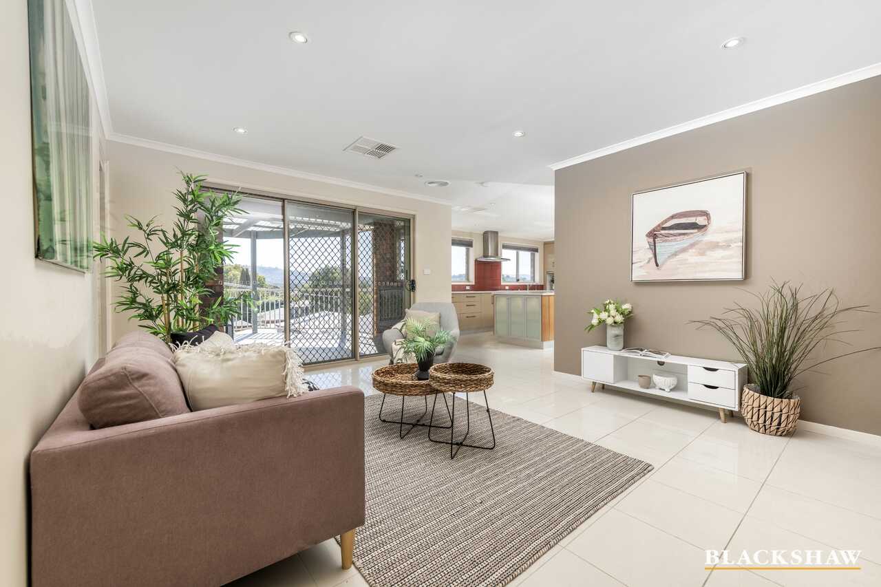 43 Nunan Crescent Oxley