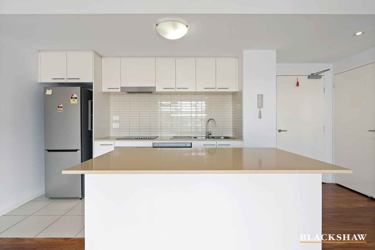 147/64 College Street Belconnen