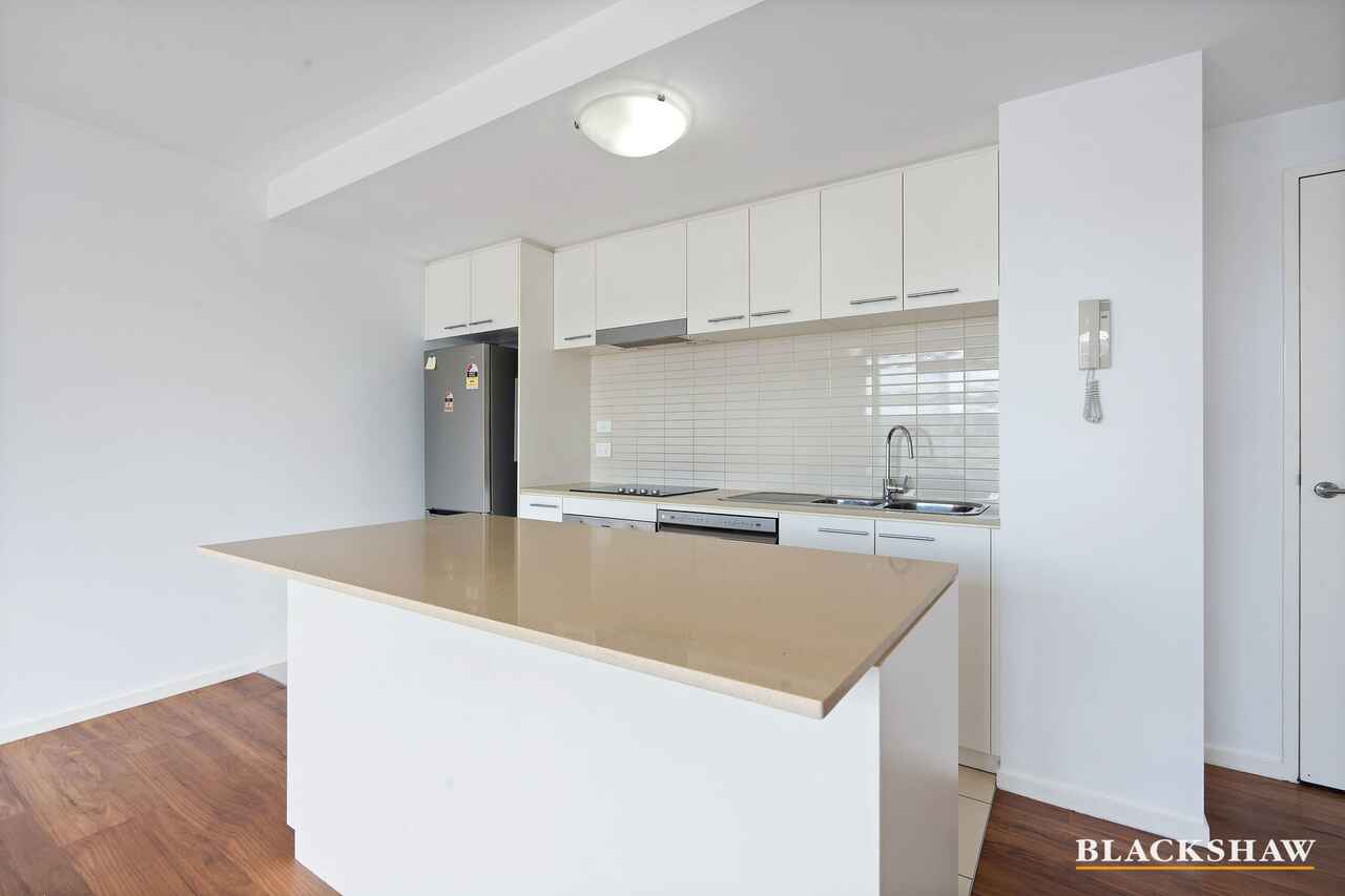 147/64 College Street Belconnen