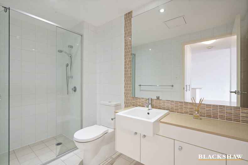 147/64 College Street Belconnen 147/64 College Street Belconnen