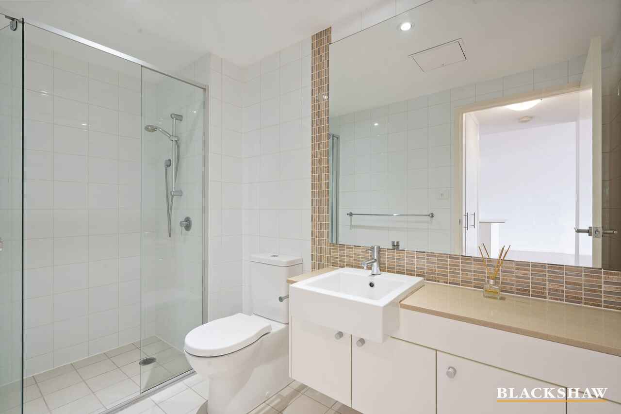 147/64 College Street Belconnen