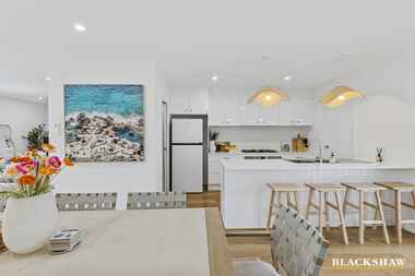 106 Freycinet Drive Sunshine Bay